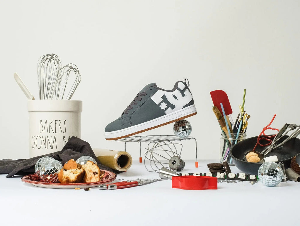 Zapatilla Dc Court Graffik Hombre Gris